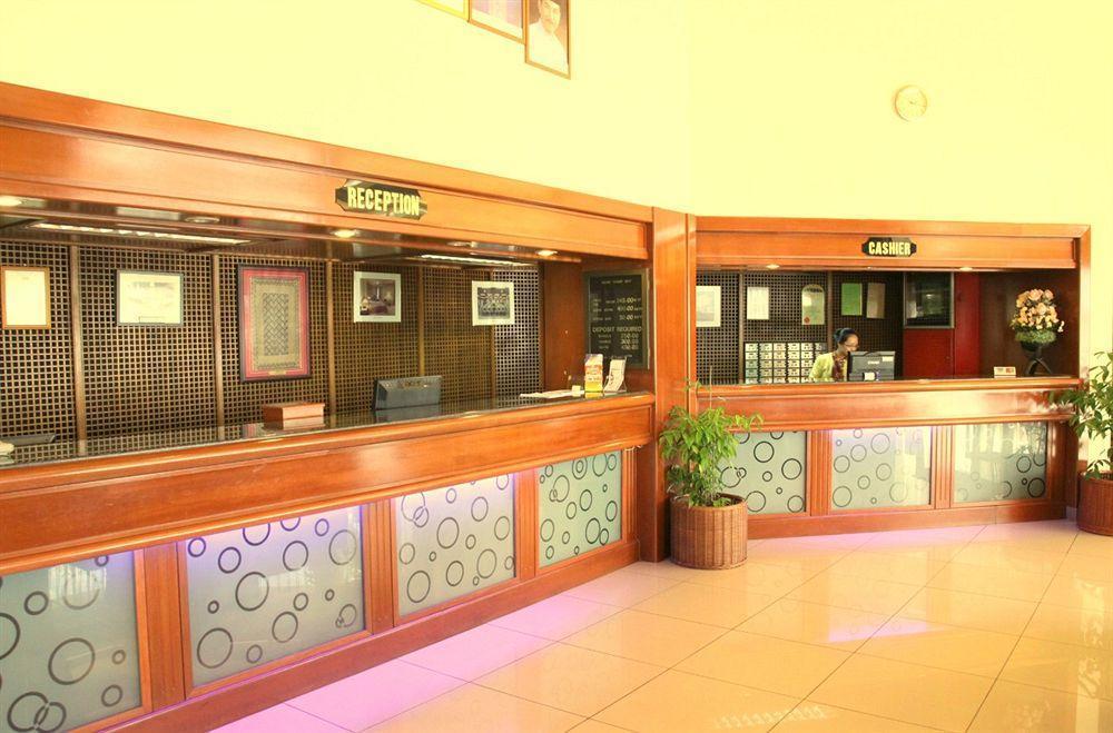 Oyo 89693 Perkasa Hotel Keningau Near Hospital Keningau Ngoại thất bức ảnh