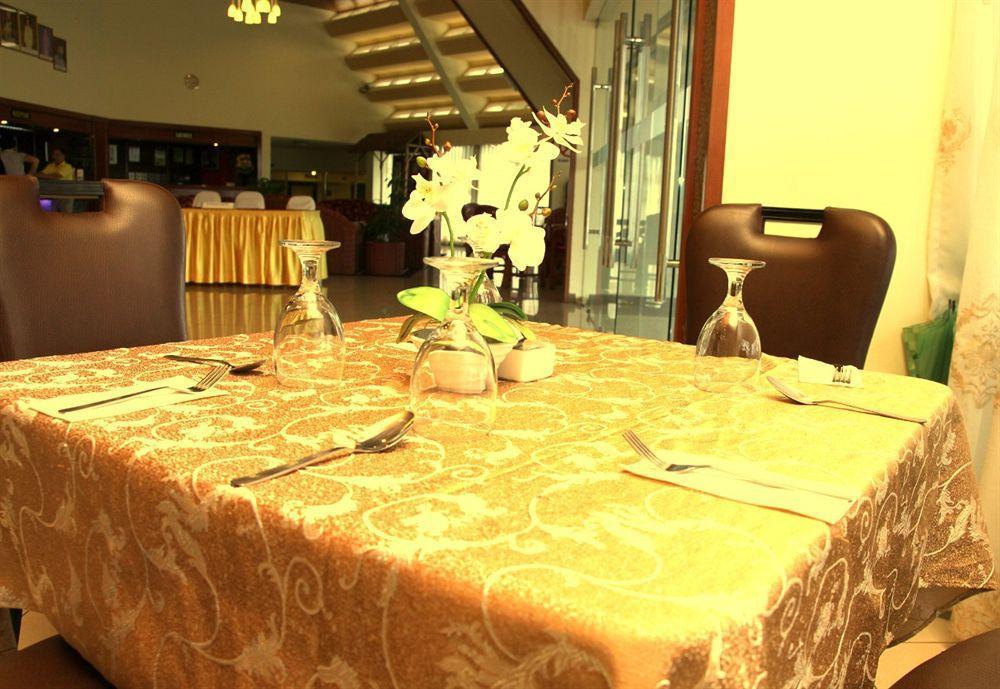 Oyo 89693 Perkasa Hotel Keningau Near Hospital Keningau Ngoại thất bức ảnh