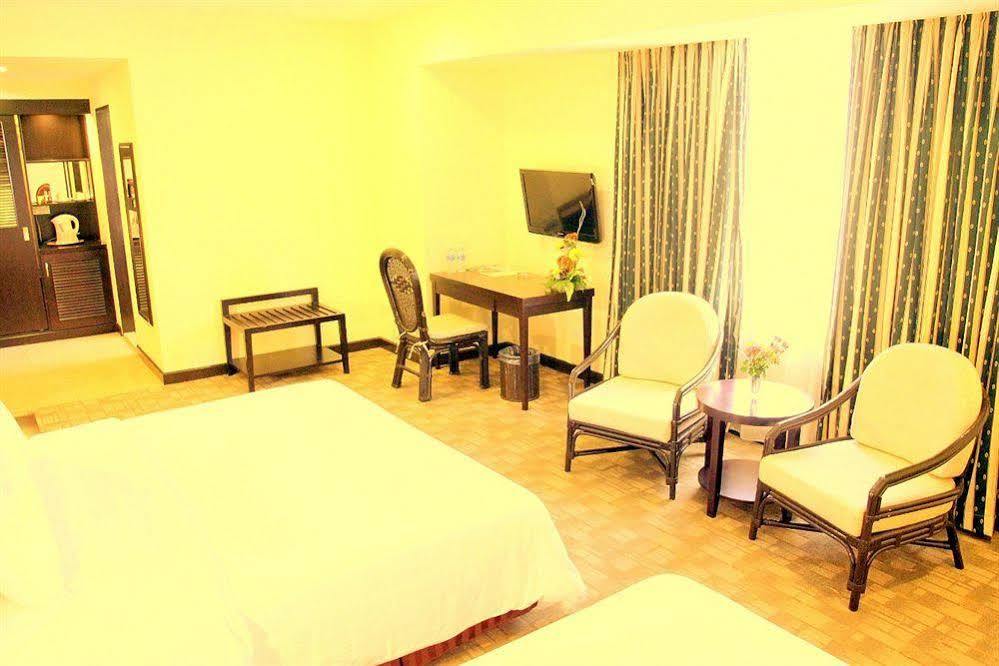 Oyo 89693 Perkasa Hotel Keningau Near Hospital Keningau Ngoại thất bức ảnh