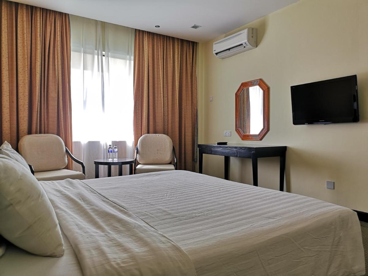 Oyo 89693 Perkasa Hotel Keningau Near Hospital Keningau Ngoại thất bức ảnh
